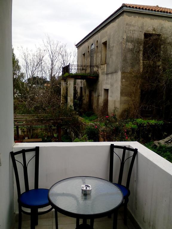 Erofili Apartments Souda Luaran gambar